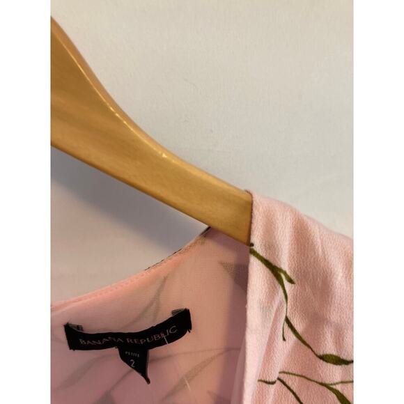 NWT Banana Republic Ecovero Pink Floral Dress Size 2P - Picture 4 of 8